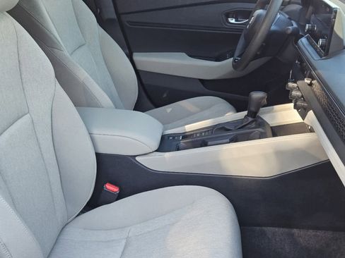 New 2025 Honda Accord SE image 12