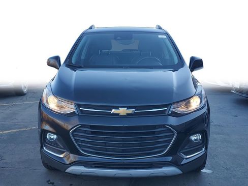 Used 2020 Chevrolet Trax Premier image 2