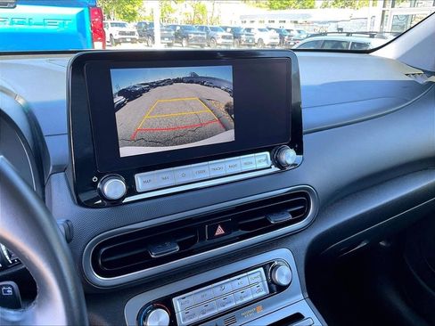 Used 2023 Hyundai Kona SEL w/ Cargo Package FWD image 19