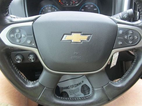 Used 2019 Chevrolet Colorado ZR2 image 30