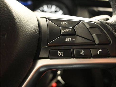 Used 2021 Nissan Rogue Sport S image 22