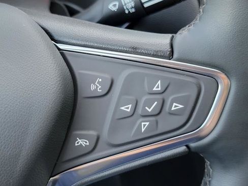 Used 2023 Chevrolet Equinox LT AWD/4WD image 22