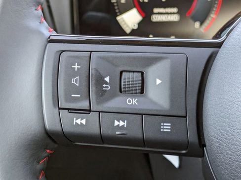 New 2026 Nissan Kicks SR image 25