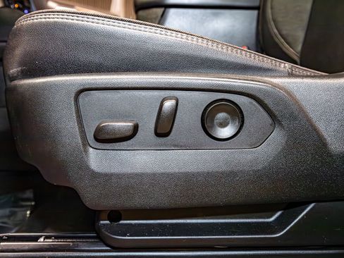 Used 2023 Chevrolet Tahoe High Country image 20