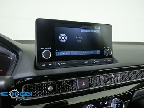Used 2025 Honda Civic Sport image 17