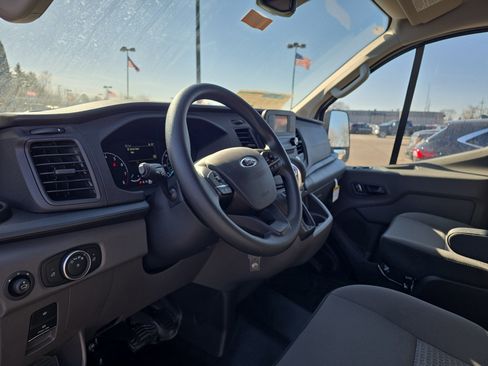 New 2025 Ford Transit 250 Low Roof image 20