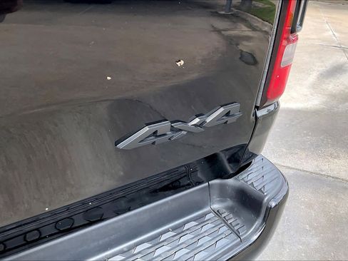 Used 2024 RAM 1500 Laramie image 10