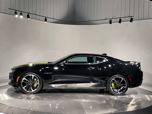 Used 2023 Chevrolet Camaro SS RWD image 7