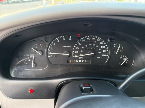 Used 2000 Ford Explorer XLS RWD image 17