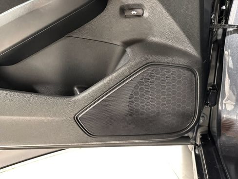 Used 2022 Honda Civic EX image 21