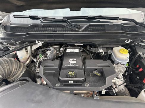 Used 2024 RAM 3500 Big Horn image 12