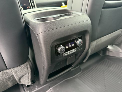 New 2026 GMC Acadia AT4 image 17