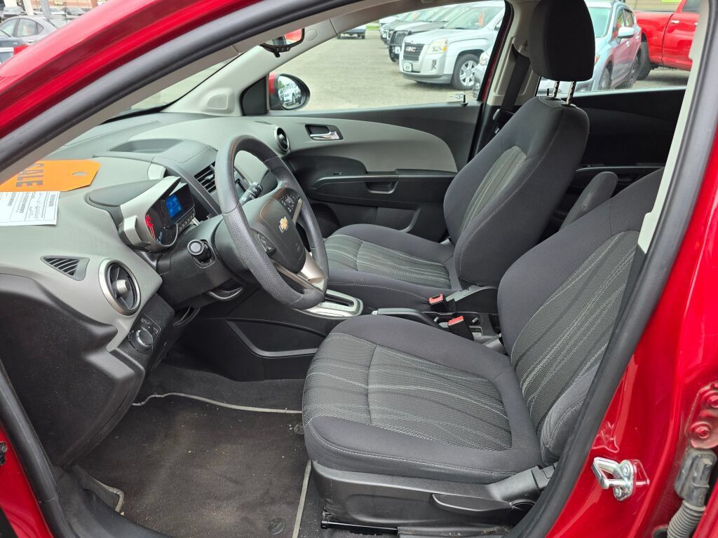 Used 2013 Chevrolet Sonic LT FWD image 20