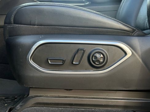 Used 2023 Jeep Wagoneer Series II w/ Convenience Group I image 12