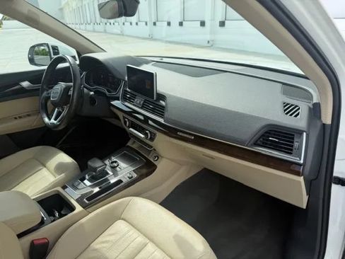 Used 2018 Audi Q5 2.0T Premium Plus w/ Premium Plus Package AWD/4WD image 13