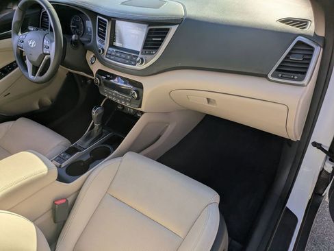 Used 2017 Hyundai Tucson SE Plus image 26