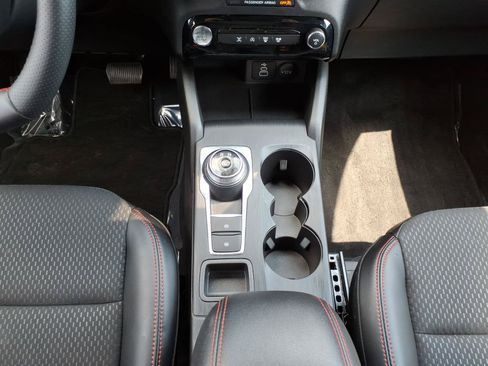 Used 2025 Ford Escape ST-Line w/ Tech Pack #1 AWD/4WD image 20