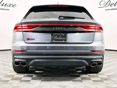Used 2023 Audi SQ8 Premium Plus w/ SQ8 Luxury Package image 5
