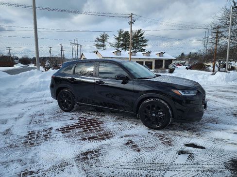 Used 2024 Honda HR-V Sport image 5
