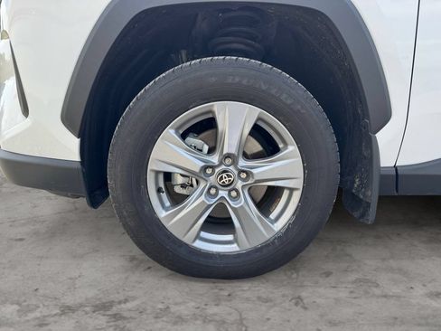 Certified 2025 Toyota RAV4 XLE AWD/4WD image 9