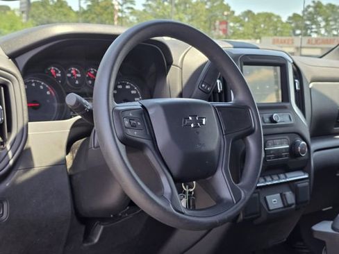 Used 2019 Chevrolet Silverado 1500 Custom Trail Boss w/ Custom Convenience Package AWD/4WD image 19