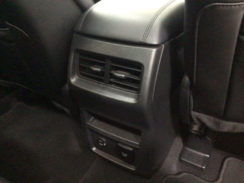 Used 2021 Ford Edge SEL w/ Convenience Package image 33