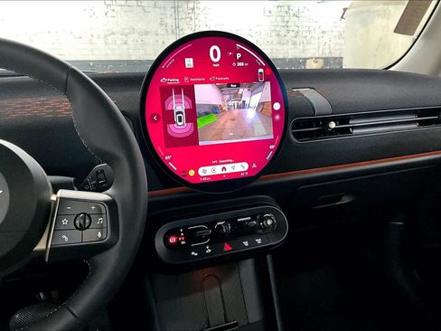 Certified 2025 MINI Cooper 2-Door Hardtop image 9