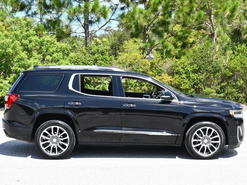 Used 2021 GMC Acadia Denali w/ Denali Technology Package FWD image 7