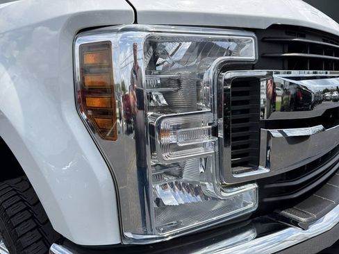 Used 2019 Ford F250 XLT AWD/4WD image 11
