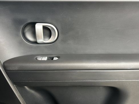 Certified 2024 Hyundai Ioniq 5 SEL RWD image 23