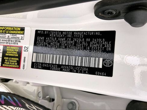 Used 2024 Toyota Camry SE FWD image 40