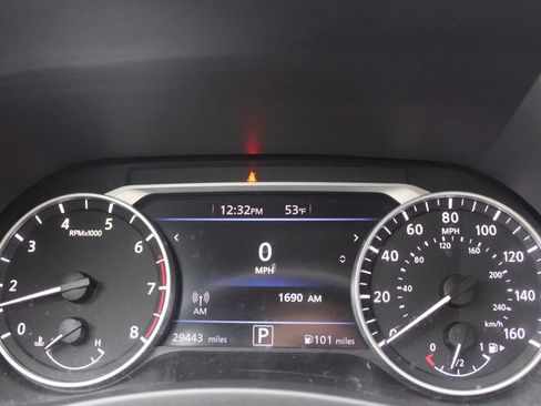 Used 2022 Nissan Sentra SV w/ All-Weather Package image 32