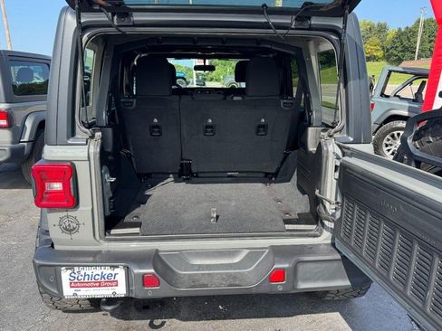 Used 2022 Jeep Wrangler Unlimited Sport AWD/4WD image 5