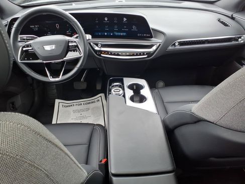 Certified 2024 Cadillac Lyriq Tech AWD/4WD image 17