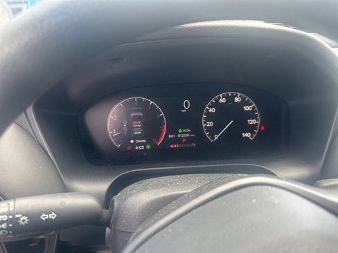 Used 2024 Honda HR-V LX image 11