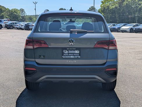 Used 2023 Volkswagen Taos S FWD image 8