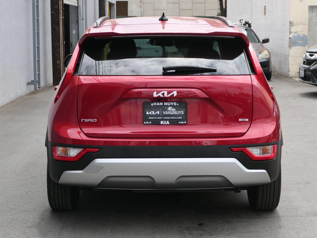 Used 2023 Kia Niro LX FWD image 5