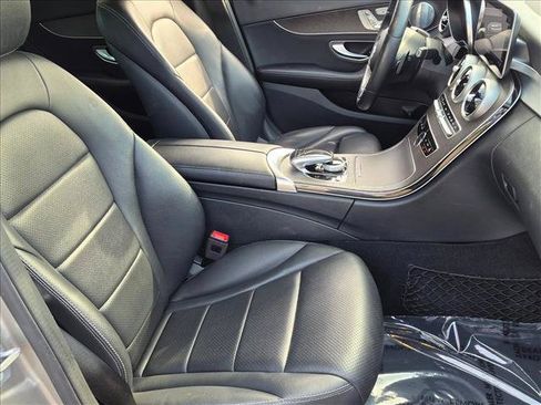 Used 2019 Mercedes-Benz C 300 4MATIC Sedan image 20