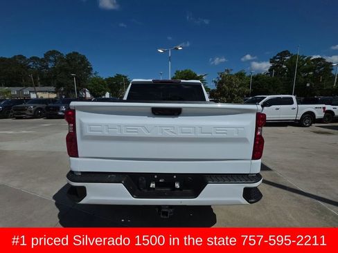 Used 2022 Chevrolet Silverado 1500 Custom AWD/4WD image 6