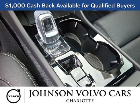 New 2026 Volvo XC40 B5 Ultra w/ Protection Package Premier image 7