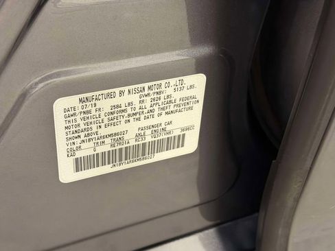 Used 2019 INFINITI Q70 Luxe w/ Proactive Package AWD/4WD image 27