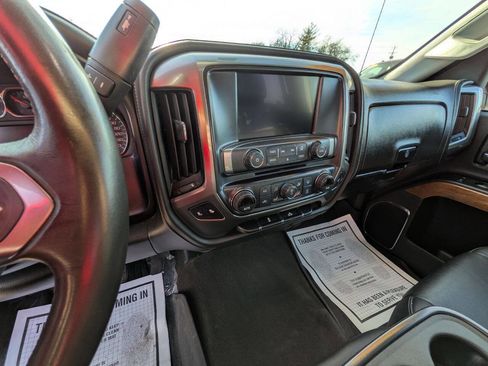 Used 2018 Chevrolet Silverado 1500 LTZ image 16