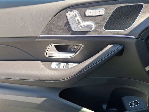 Certified 2025 Mercedes-Benz GLE 350 4MATIC image 8