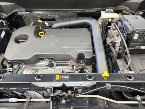 Used 2024 Chevrolet Equinox LT FWD image 20
