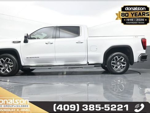 Used 2022 GMC Sierra 1500 SLT w/ SLT Premium Plus Package AWD/4WD image 14