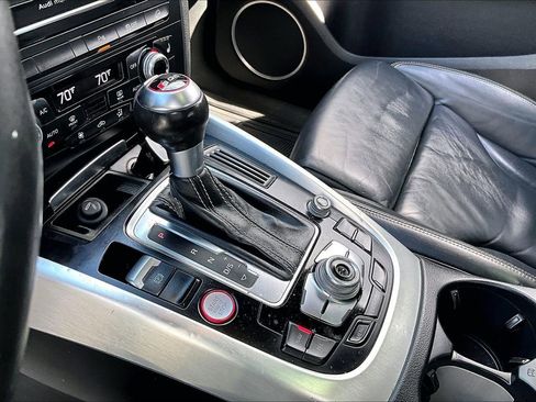 Used 2015 Audi SQ5 Prestige image 18