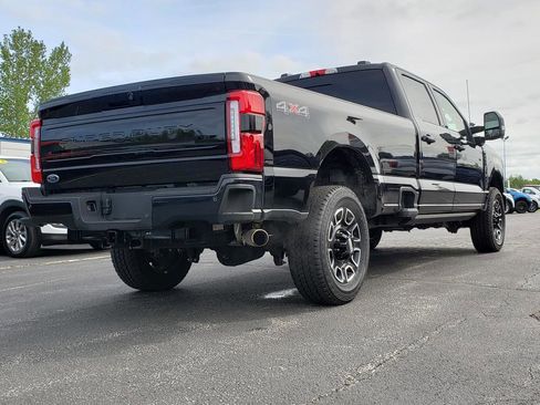 Used 2025 Ford F350 Platinum AWD/4WD image 3