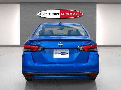 Used 2024 Nissan Versa SR w/ Trunk Package image 7