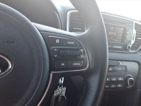 Used 2019 Kia Sportage LX image 27