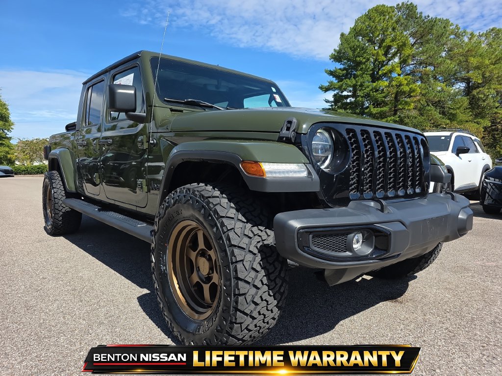 Used 2022 Jeep Gladiator Sport AWD/4WD image 4